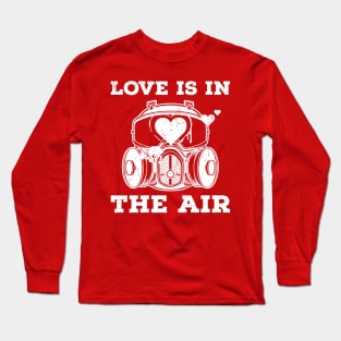 anti-valentines-day Love is in the air Long Sleeve T-Shirt